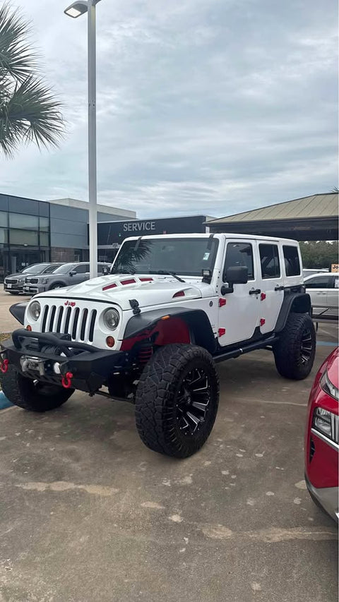 2013 Jeep Wrangler · Sahara