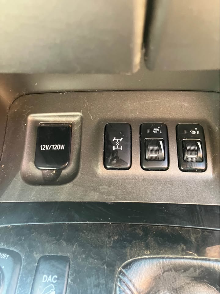 2005 Lexus GX · GX 470 Sport Utility 4D in Folsom, CA (photo 12) — photo 12