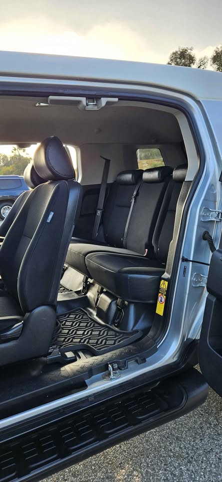 2010 Toyota FJ Cruiser · Sport Utility 2D in South El Monte, CA (photo 8) — photo 8