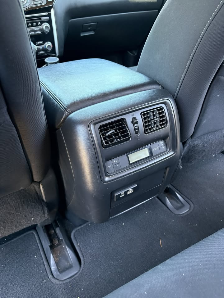 2019 Nissan Pathfinder · S Sport Utility 4D in Alpine, CA (photo 5) — photo 5