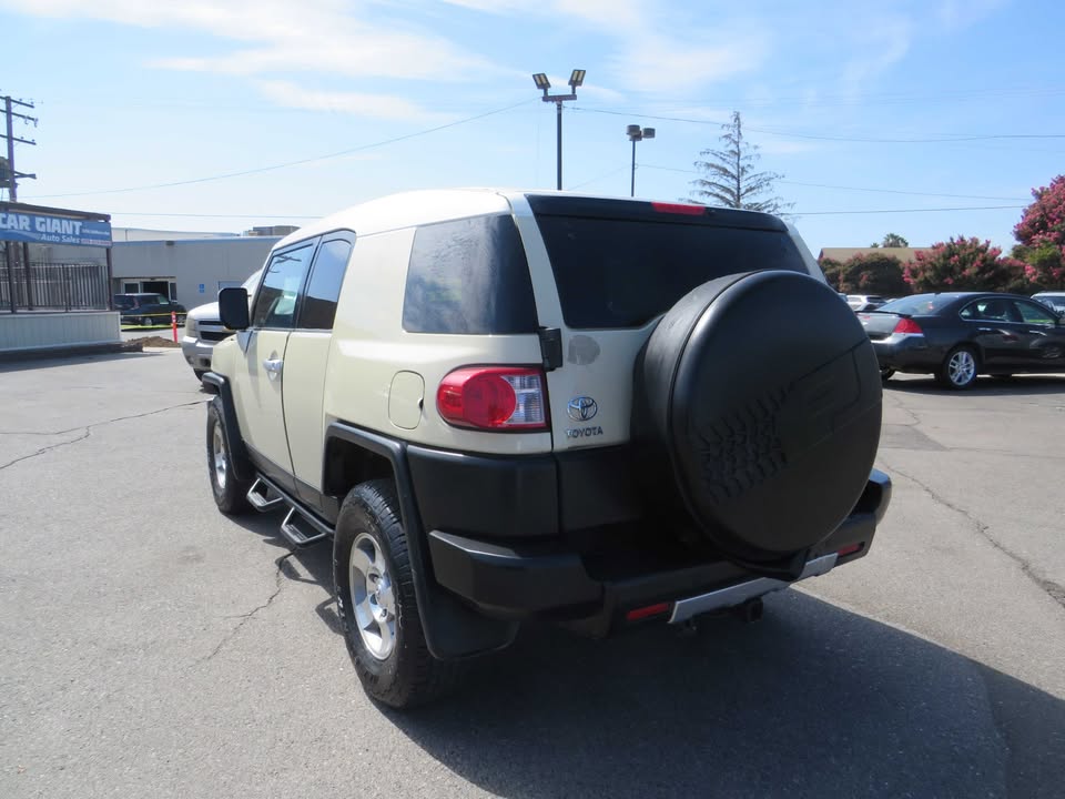 2008 Toyota FJ CRUISER in Modesto, CA (photo 5) — photo 5