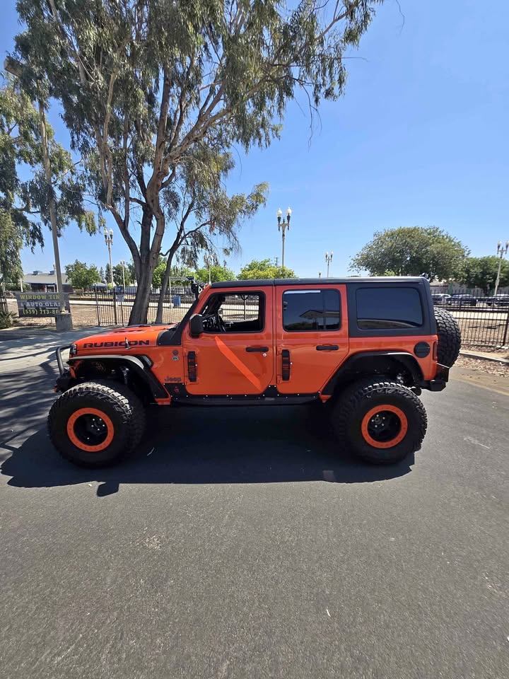 2019 Jeep Wrangler Unlimited · Rubicon in Hanford, CA (photo 1) — photo 1