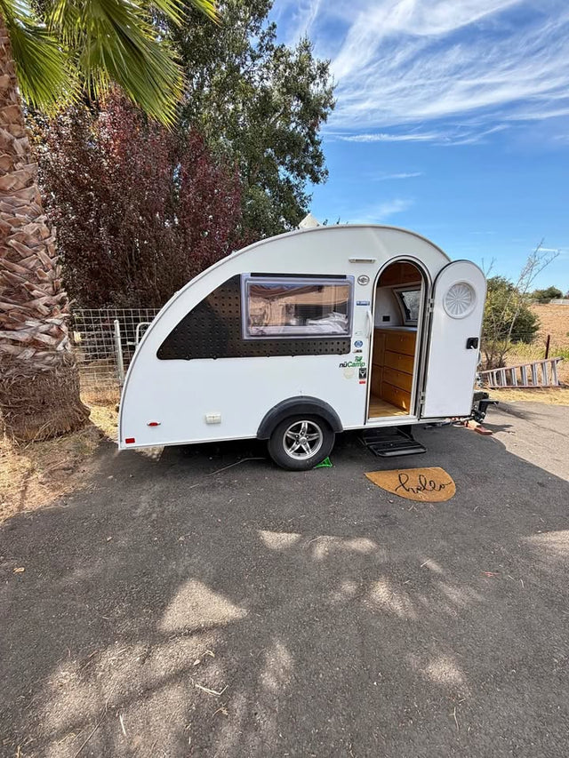 2018 nuCamp TAB 320 CS-S – Clamshell Kitchen – Wet Bath – Alde System – NEW TIRES in San Francisco, CA (photo 1)