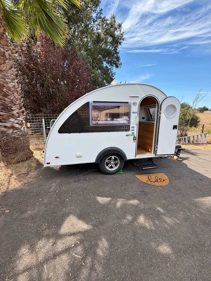 2018 nuCamp TAB 320 CS-S – Clamshell Kitchen – Wet Bath – Alde System – NEW TIRES in San Francisco, CA (photo 1) — photo 1