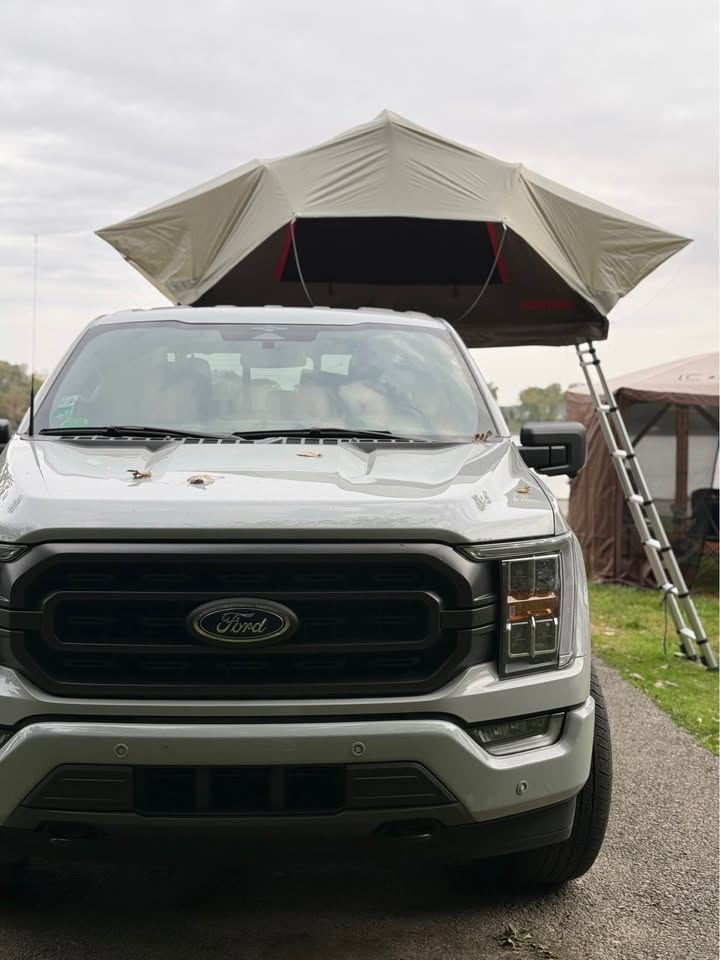 Yakima SkyRise HD rooftop/truck bed tent, Annex, and Accessories in Toledo, OH (photo 3) — photo 3