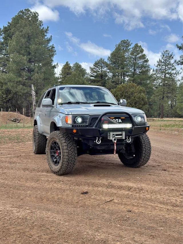 2000 Toyota 4Runner · SR5 Sport Utility 4D in Gilbert, AZ (photo 1)