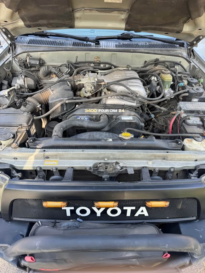 2000 Toyota 4Runner · SR5 Sport Utility 4D in Gilbert, AZ (photo 5) — photo 5