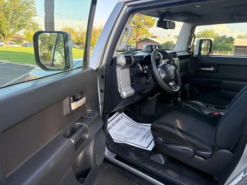 2010 Toyota FJ Cruiser · Sport Utility 2D in Mesa, AZ (photo 8) — photo 8