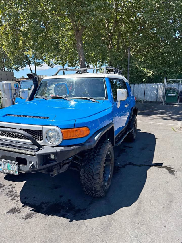 2007 Toyota FJ Cruiser · Sport Utility 2D in Beaverton, OR (photo 1)