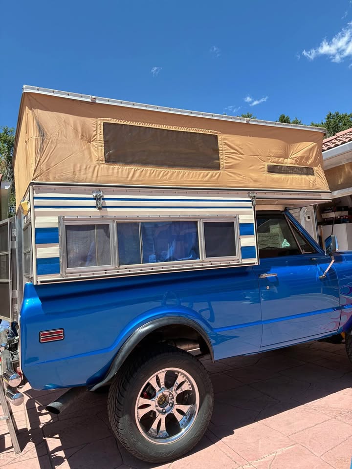 1972 Four Wheel Camper Pop-Up Camper One-Owner in Wheat Ridge, CO (photo 4) — photo 4