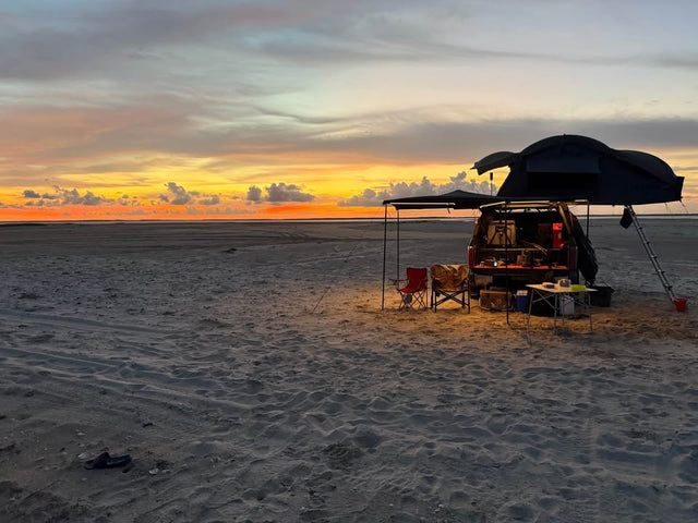 Overland Vehicle Systems Rooftop Tent & Annex — photo 2