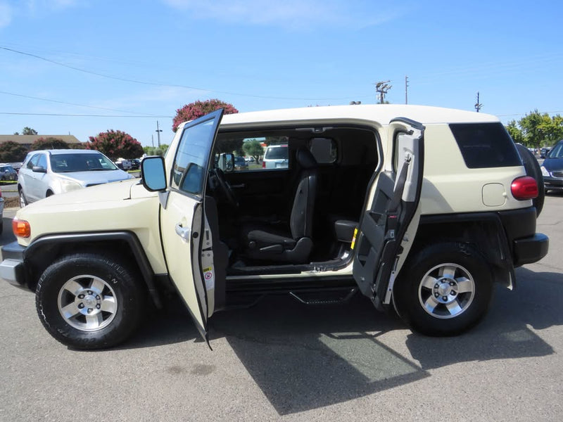 2008 Toyota FJ CRUISER in Modesto, CA (photo 11) — photo 11