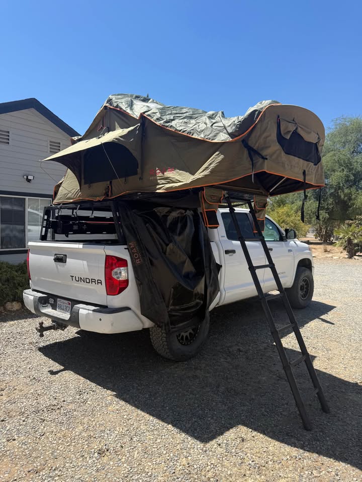 Roam Vagabond roof top tent in Menifee, CA (photo 4) — photo 4