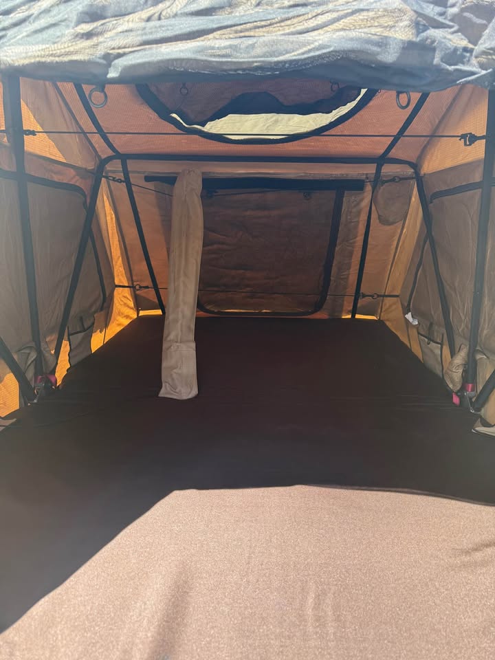Smittybilt Overlander GEN2 Roof Top Tent in Spring Hill, FL (photo 4) — photo 4