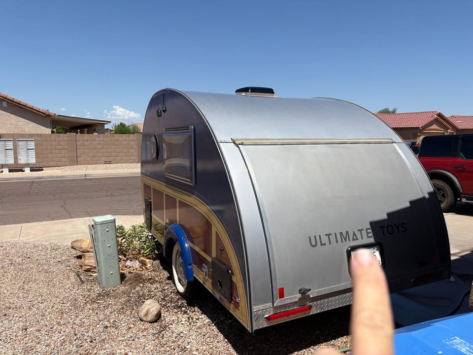 2023 Ultimate Toys Ultimate Camper “Woody” – Rare Luxury Teardrop – nüCamp/T@B 320 Based in Phoenix, AZ (photo 5) — photo 5