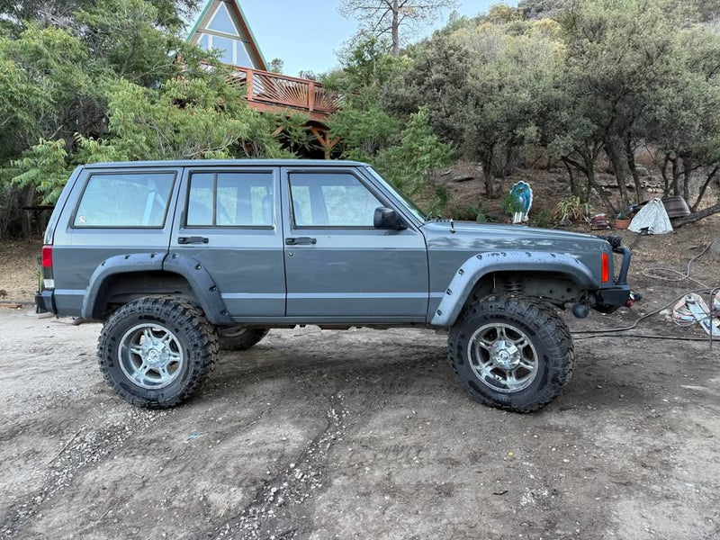 2001 Jeep Cherokee in Idyllwild, CA (photo 3) — photo 3
