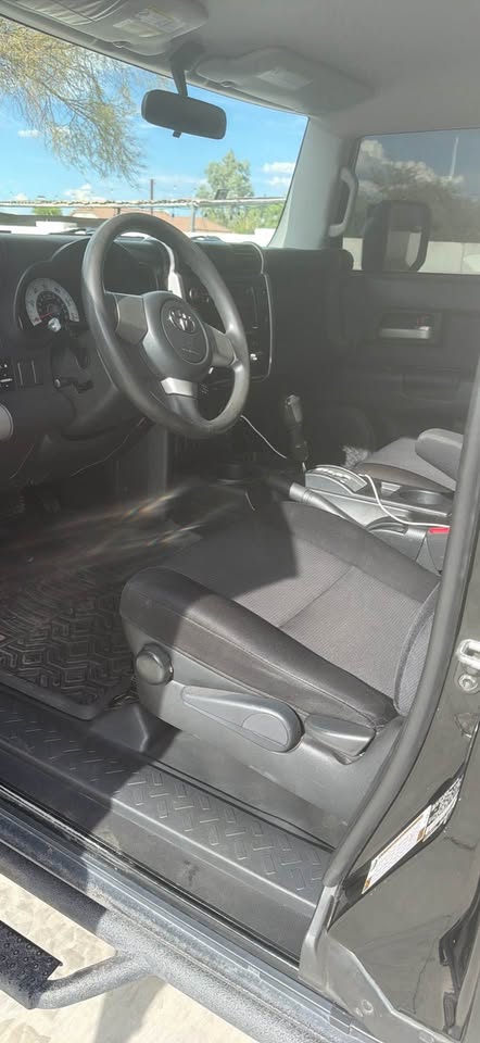 2007 Toyota FJ Cruiser · Black (photo 4) — photo 4