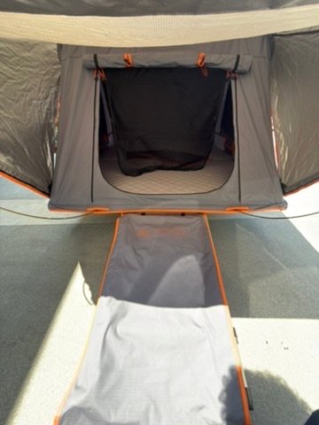 Roofnest Condor Roof Top Tent (RTT) — photo 3