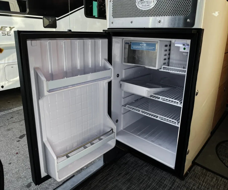 2025 Storyteller Overland BEAST MODE XO AWD 4,950 Miles in West Sacramento, CA (photo 11) — photo 11