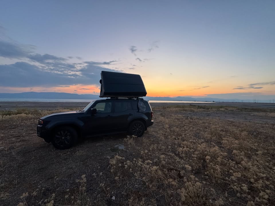 $2,950 OBO - iKamper Skycamp 3.0 Rooftop Tent (Like New) in Salt Lake City, UT (photo 4) — photo 4
