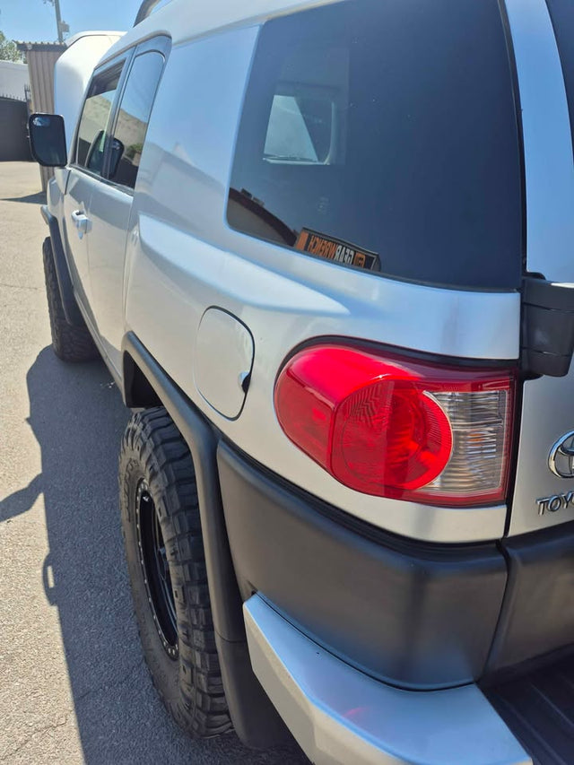 Toyota FJ Cruiser — photo 2