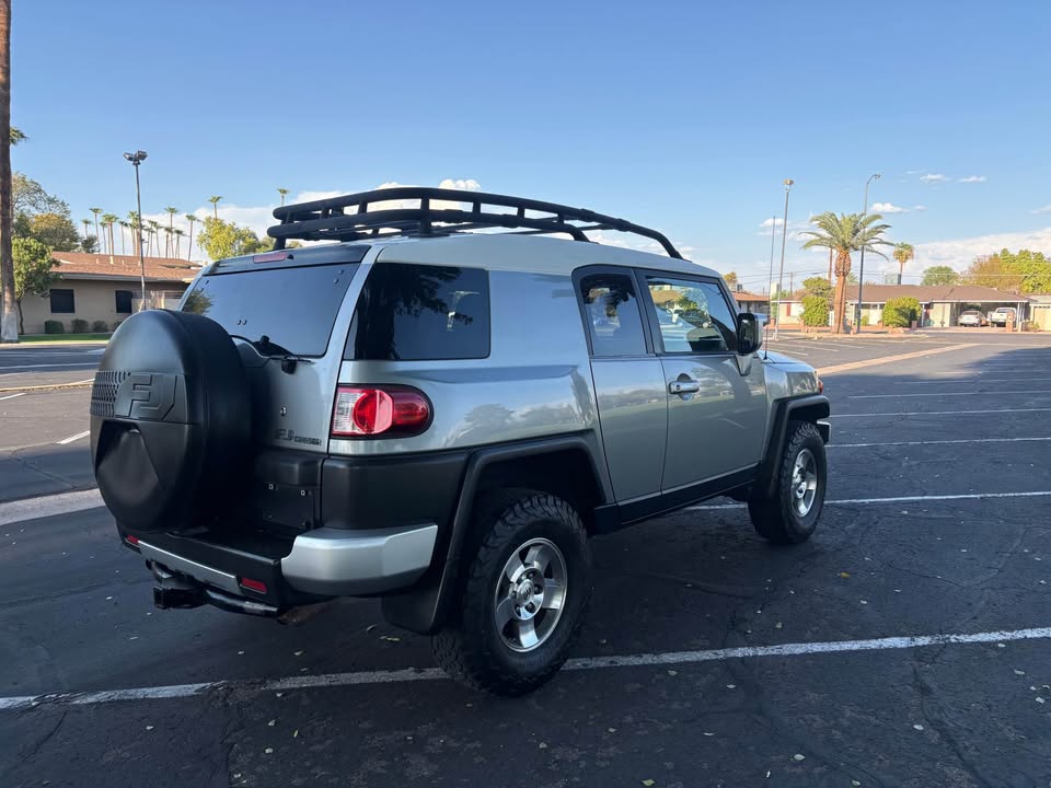 2010 Toyota FJ Cruiser · Sport Utility 2D in Mesa, AZ (photo 4) — photo 4