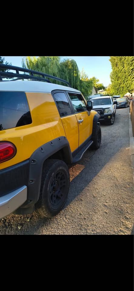 2007 Toyota FJ Cruiser · Sport Utility 2D in Wenatchee, WA (photo 3) — photo 3