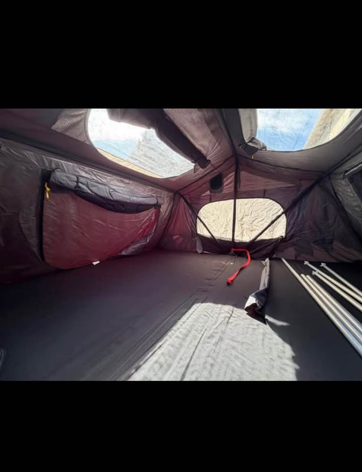 Smittlybilt Rooftop tent in Placerville, CA (photo 4) — photo 4