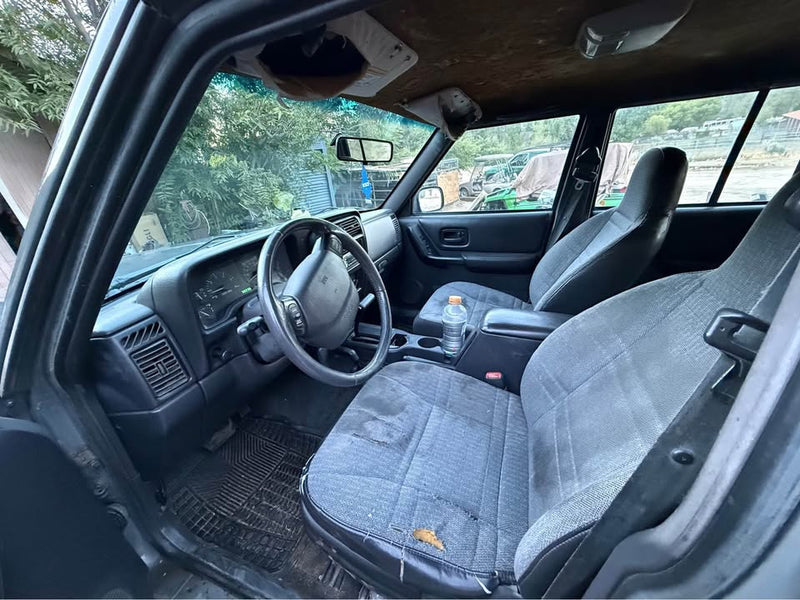 2001 Jeep Cherokee in Idyllwild, CA (photo 8) — photo 8