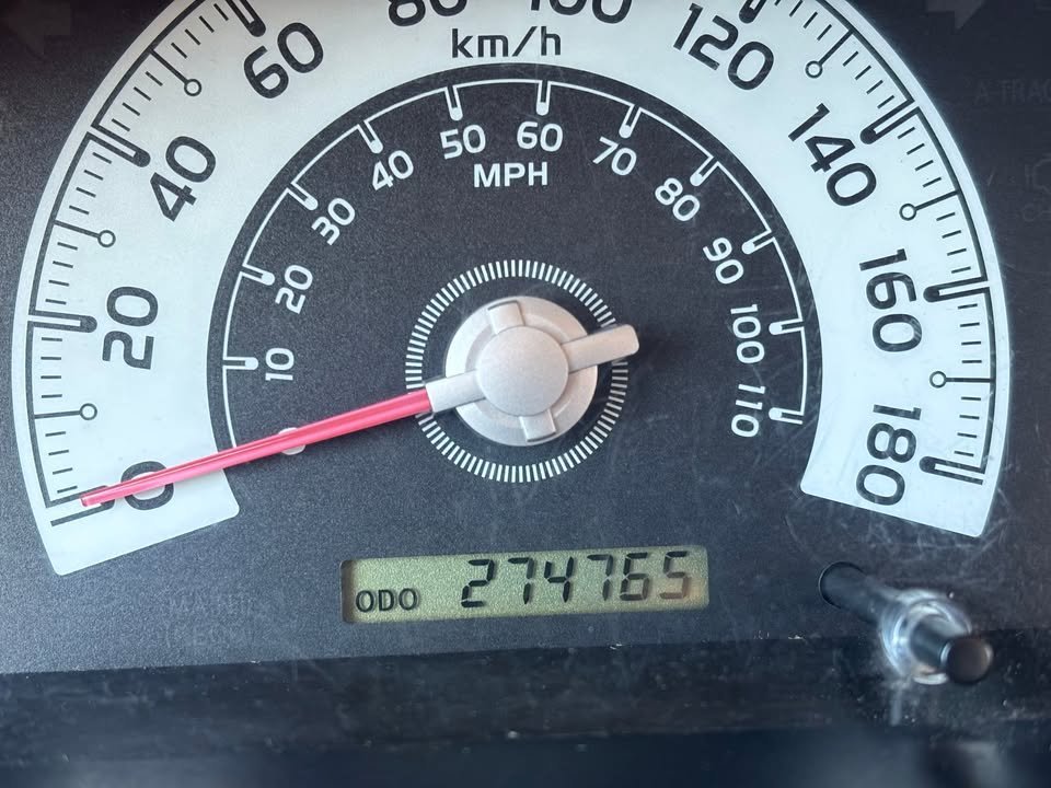 2007 Toyota FJ Cruiser in Hamilton, ON (photo 10)