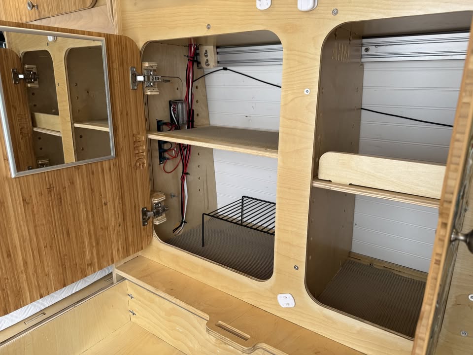 2015 Mercedes Sprinter 2500 144" High Roof - Custom Van Build w/ Solar in Portland, OR (photo 8)