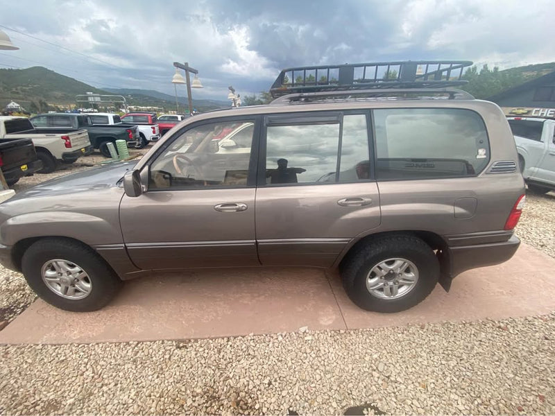 2000 Lexus LX · LX 470 Sport Utility 4D in Park City, UT (photo 4) — photo 4
