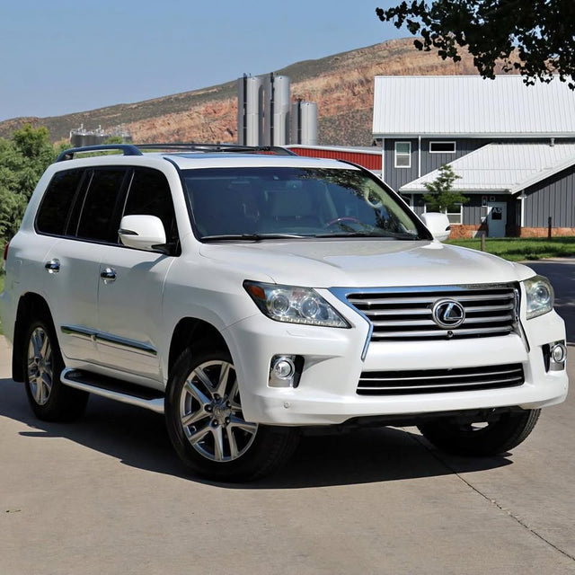 2013 Lexus LX · LX 570 Sport Utility 4D (photo 1)
