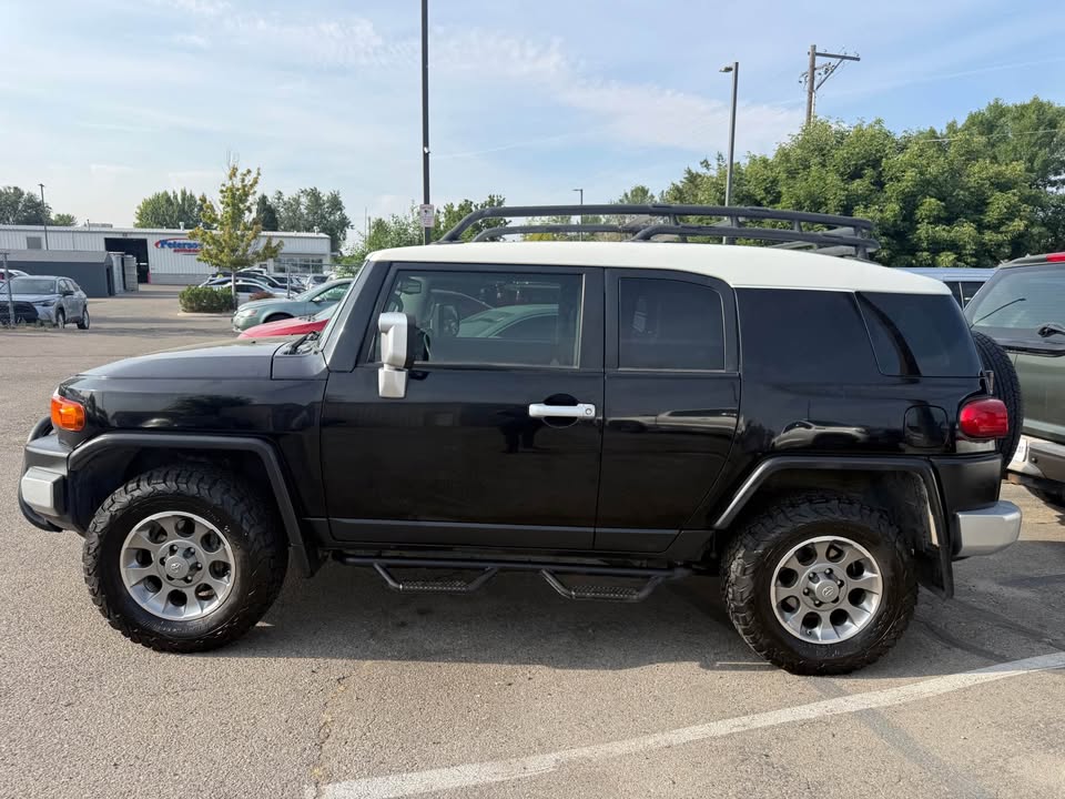 2012 Toyota FJ Cruiser in Boise, ID (photo 4) — photo 4