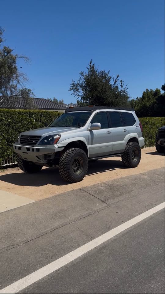2004 Lexus GX · GX 470 Sport Utility 4D in Thousand Oaks, CA (photo 9) — photo 9