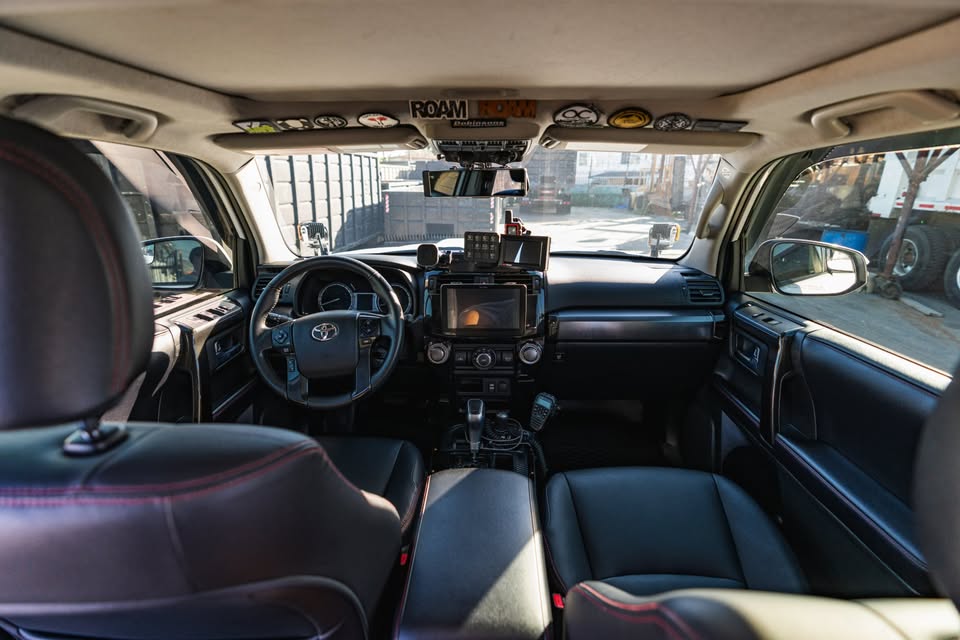 2016 Toyota 4Runner · Trail Premium Sport Utility 4D in Fountain Valley, CA (photo 5) — photo 5