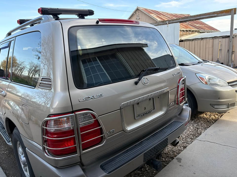 2000 Lexus LX · LX 470 Sport Utility 4D in Nampa, ID (photo 3) — photo 3