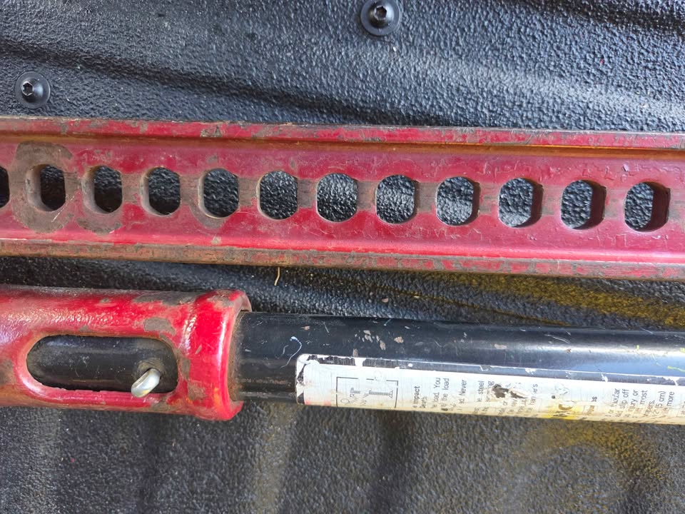 Hi lift jack in Sparks, NV (photo 6) — photo 6