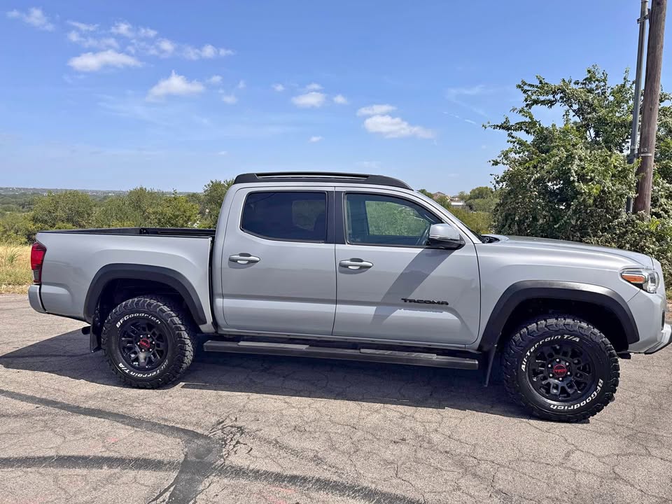 2019 Toyota Tacoma · TRD Off-Road Pickup 4D 5 ft in West Lake Hills, TX (photo 1) — photo 1