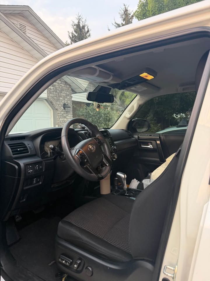 2023 Toyota 4Runner TRD Off-Road – 39,000 Miles in Meridian, ID (photo 3)