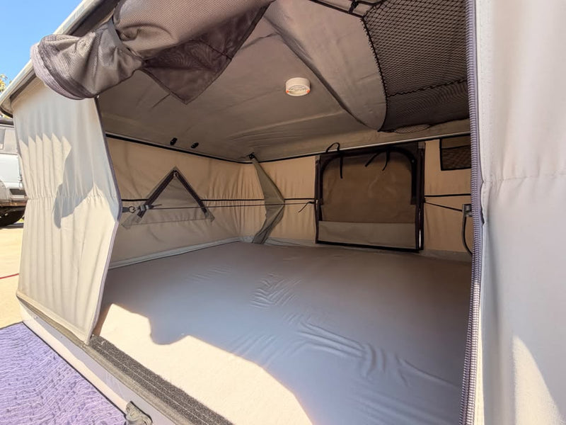 James Baroud Grand Raid XXL EVO hard-shell rooftop tent in Rowland Heights, CA (photo 10) — photo 10