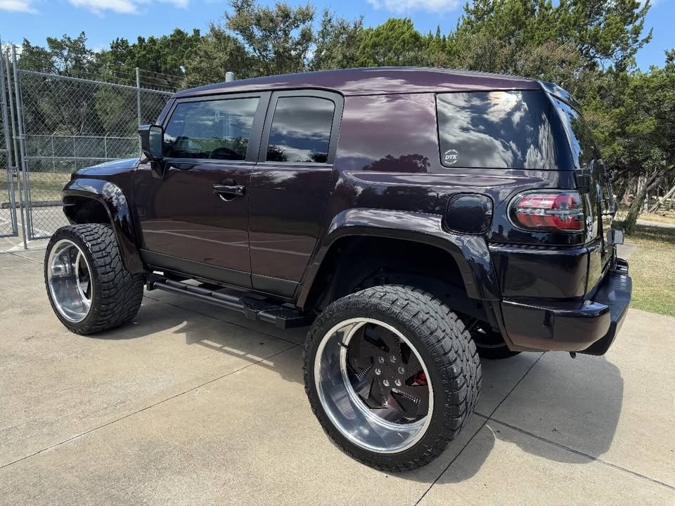 2007 Toyota FJ Cruiser · (167k Miles) (photo 7) — photo 7