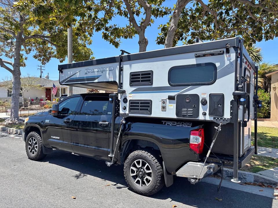 2023 Palomino SS-550 Pop-up Camper in Inglewood, CA (photo 1) — photo 1