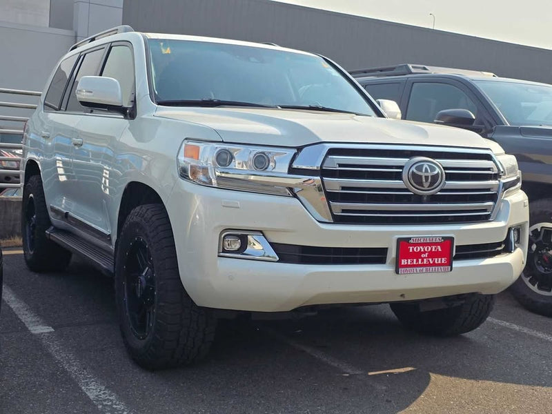 2017 Toyota Land Cruiser (photo 2) — photo 2