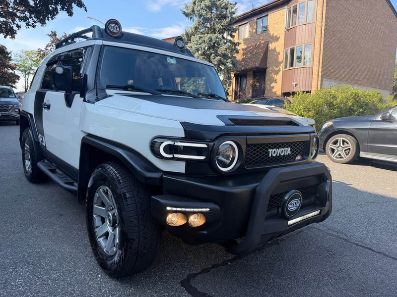 2014 Toyota FJ Cruiser · Sport Utility 2D in Brooklyn, NY (photo 2) — photo 2