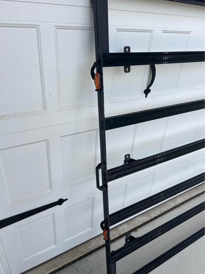Prinsu Top Rack Roof Rack with Marker Lights in Liberty Lake, WA (photo 5) — photo 5