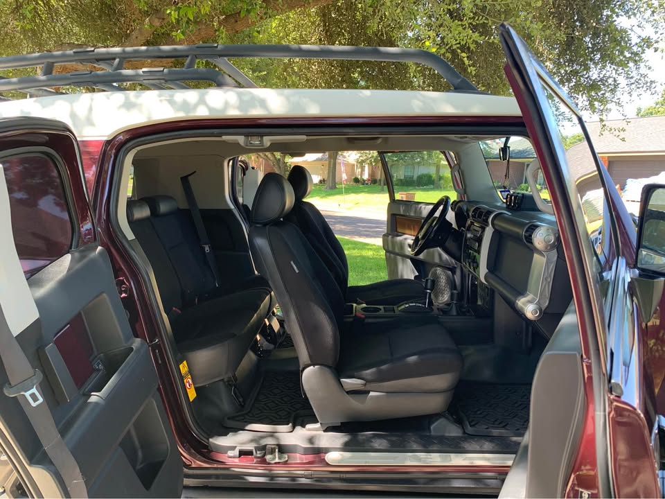 2007 Toyota FJ Cruiser · Sport Utility 2D in Belton, TX (photo 11) — photo 11