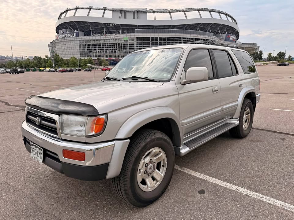 1998 Toyota 4Runner Limited - Factory Rear E-Locker in Denver, CO (photo 1) — photo 1
