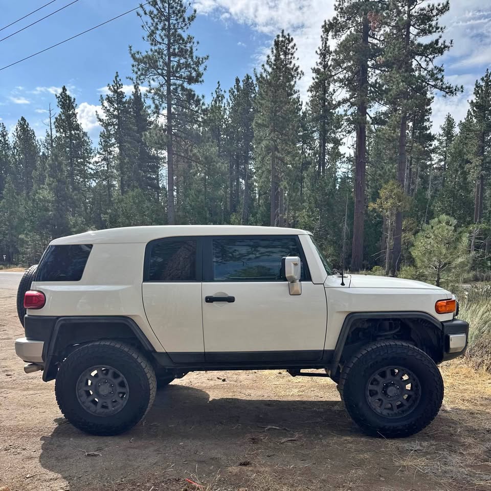 2012 Toyota FJ Cruiser · Sport Utility 2D in South Lake Tahoe, CA (photo 1)