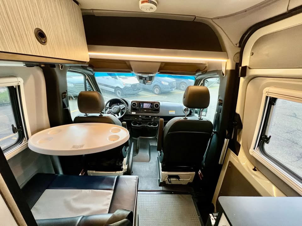 2022 Mercedes Benz 4x4 winnebago revel 44e in Lynnwood, WA (photo 12) — photo 12